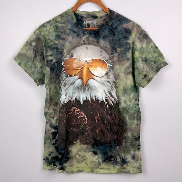 Chemistry tie dye bald eagle with aviators small graphic tee - Picture 1 of 6